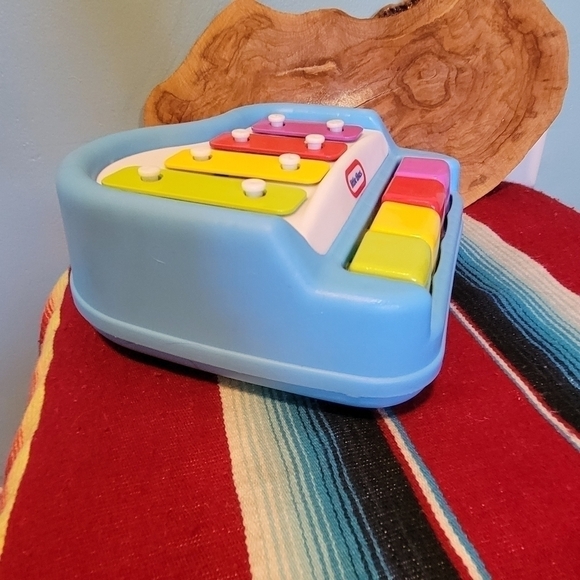 Little Tikes Tap-A-Tune Rainbow Paino And Xlaphone - Picture 3 of 7